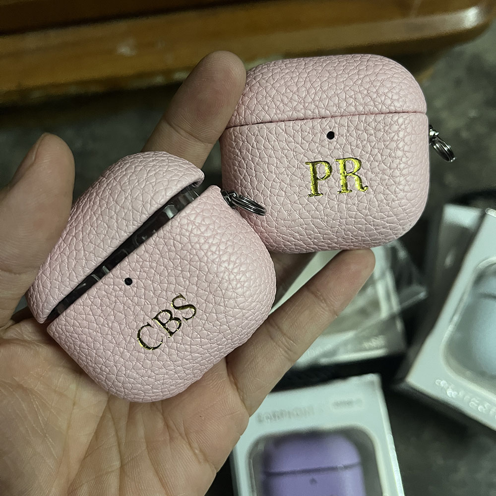 Custodia personalizzata per au - Monogram Keychain Leather recensione e prezzo